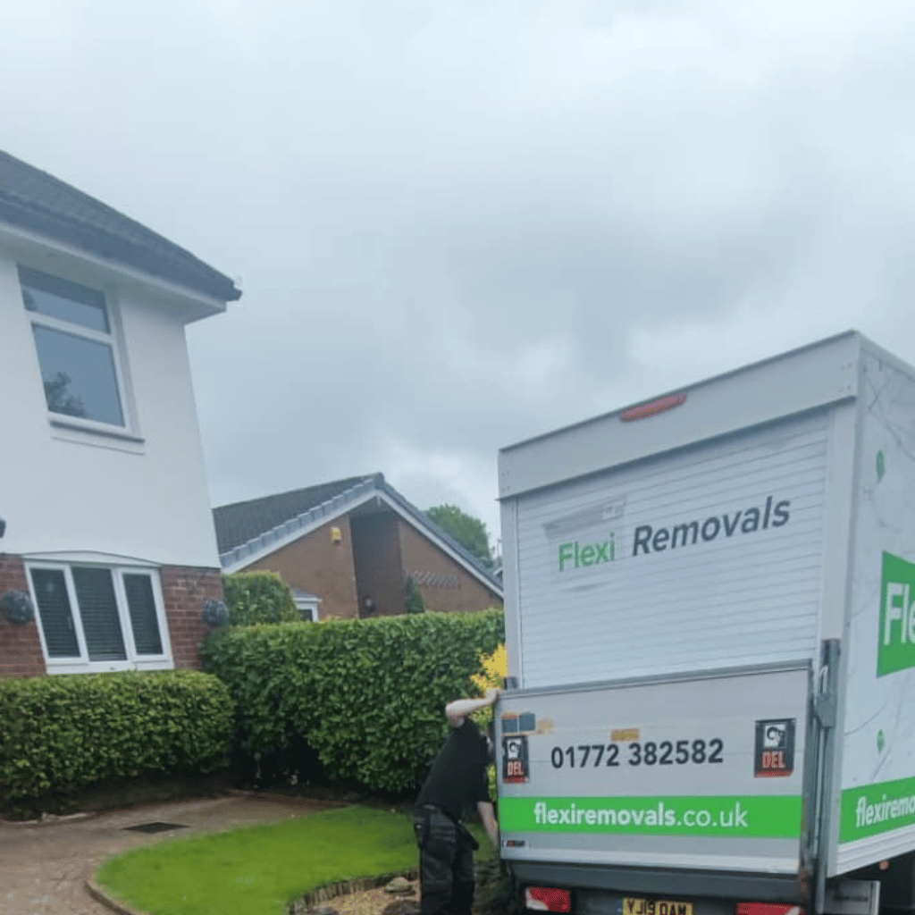 removals blackburn